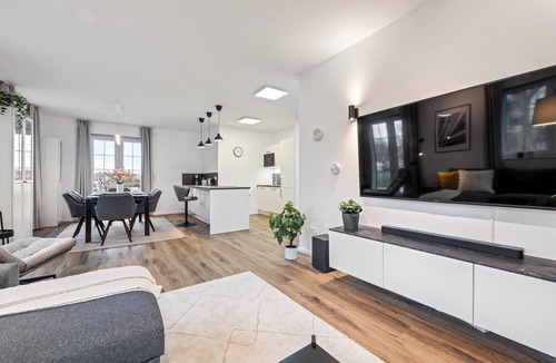 Rosenhagen アパートメント | Strandnest Rosenhagen - light-flooded 5-star apartment near the beach