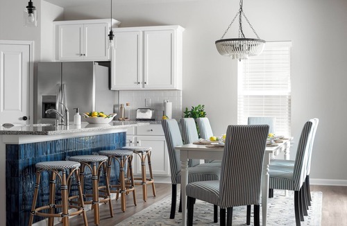 Paw Creek 一軒家 | Stunning KingBed Ste - Family Friendly - 15Mins to Uptown - BBQ Grill - Firepit