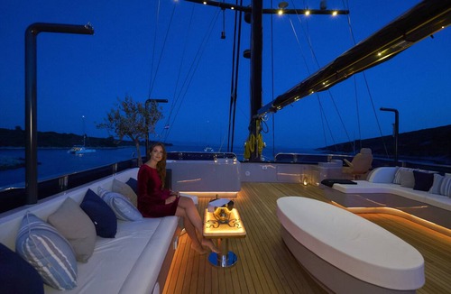 Split ボートレンタル | Sun-Kissed Sailing Adventure in Split, Croatia