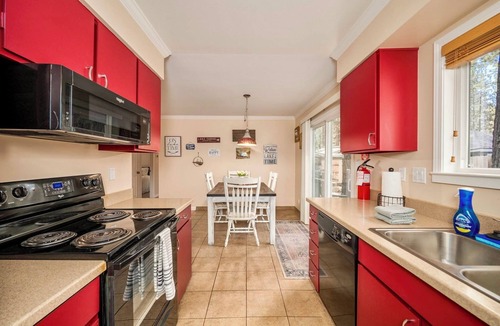 Al Tahoe 一軒家 | Tahoe Beachy Cabin 3 Bedrooms-Hot Tub-Fenced Yard, Pets OK 846S