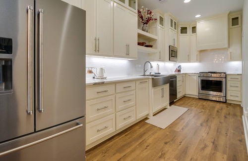Texarkana 一軒家 | Upscale Texarkana Townhome, Walk to Downtown!