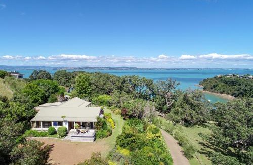 Surfdale 一軒家 | Waiheke Island Vineyard Holiday Houses