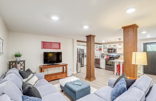 Weaverville アパートメント | Walk to Downtown Weaverville: Quiet Apartment