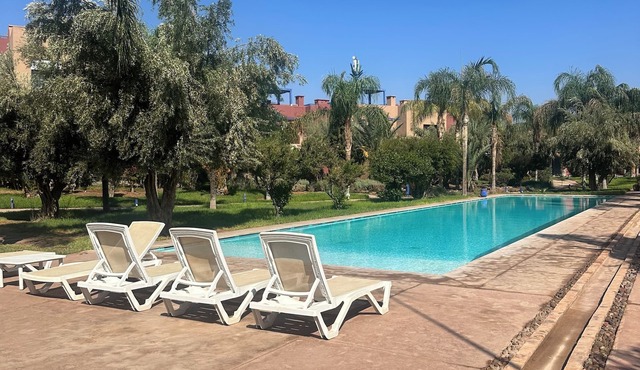 2 bedroom apartment, private rooftop and swimming pool + aqua-park free access