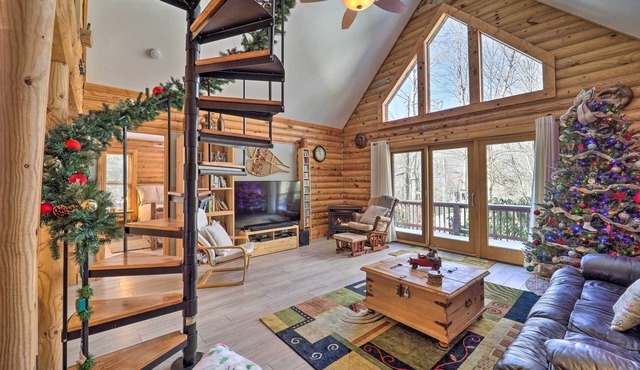 2 Decks & Fire Pit: Scenic Beech Mountain Retreat!