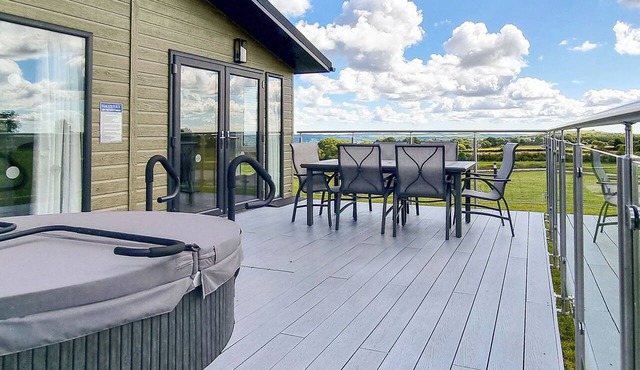 3 bedroom accommodation in Knitsley