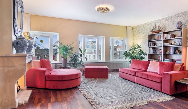 A Sumptuous Canal Penthouse on the Emperor's Canal in Amsterdam!