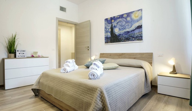 Accogliente appartamento, con ampio giardino a 400 metri dal mare