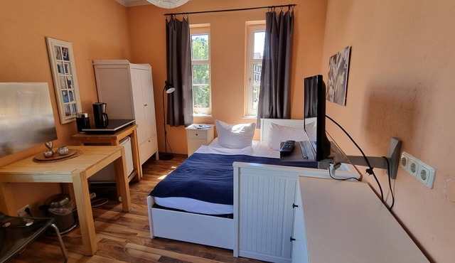Apartment 1 in the old customs house directly at the harbor of Stralsund
