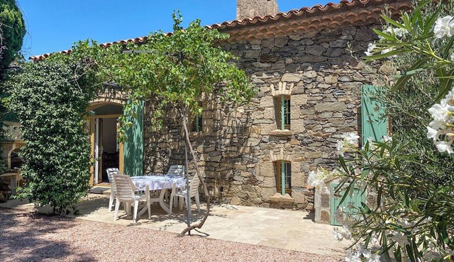 Authentic, comfortable home near shops in La Garde-Freinet