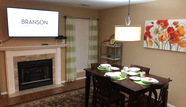 Beautiful Condo on the 16th green! Dog friendly-with approval…Golf discounts!