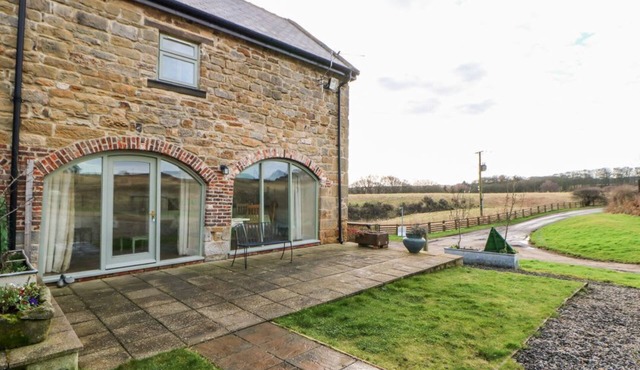 Bowes Barn: Charming Retreat in Ouston