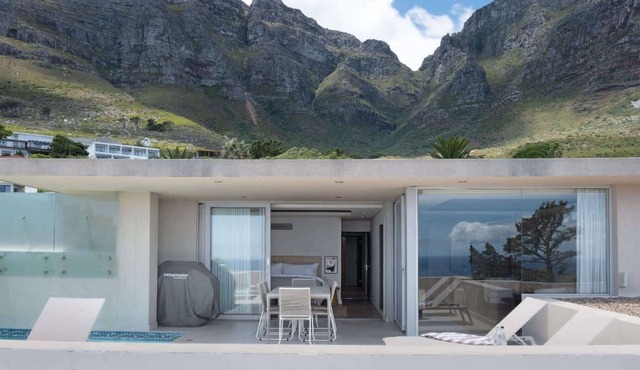 Camps Bay Grace - Family Villa, Pool, Ocean views