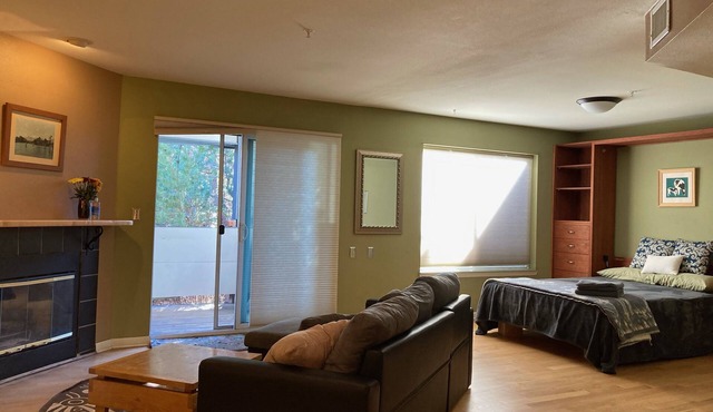 Central Boulder Studio Condo - Quiet Space Close to Downtown! in Boulder