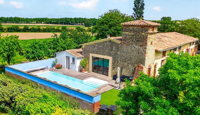 Charming dovecote ~Heated pool ~ Hammam ~ 3 bedrooms ~6 people