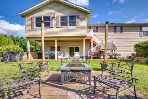 Chic Apple River Escape w/Fire Pit! in Apple River