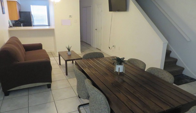 Close to Store and Airport