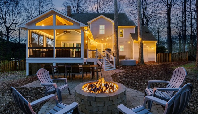 The Mulberry on Trinity Woods - 5 bedroom retreat in Cary