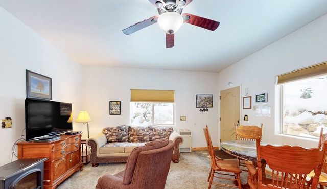 Duplex apartment in prime location with Yosemite National Park