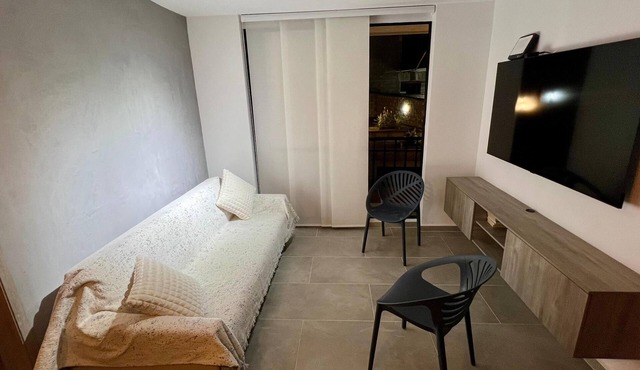 Fresh and comfortable apartment near Foscal and Cañaveral.