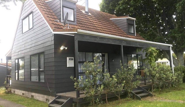 Hirangi cottage
