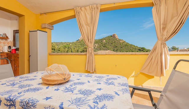 Holiday Home 'Seahouserent' with Large Sea View Terrace, Garden and Wi-Fi