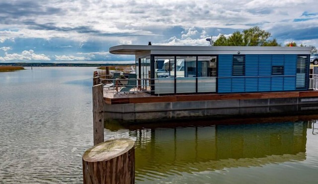 Houseboat in Peenemuende