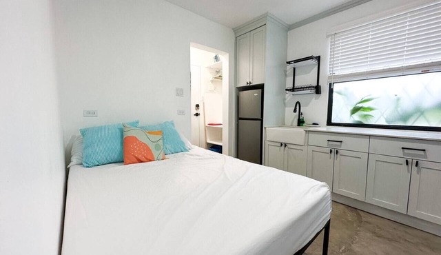 Micro-Studio APT 5B, Oceanview + Pool, Near Beach | @ Paradise Point Barbados