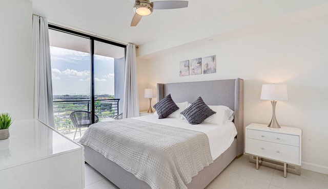 MM805 Downtown Doral 2 Beds & 2 Baths