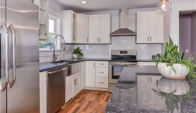 Modern Amenities & Complete Comfort in Montford!