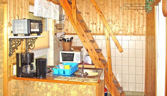 Nice apartment for 5 guests with WIFI, TV, terrace and pets allowed