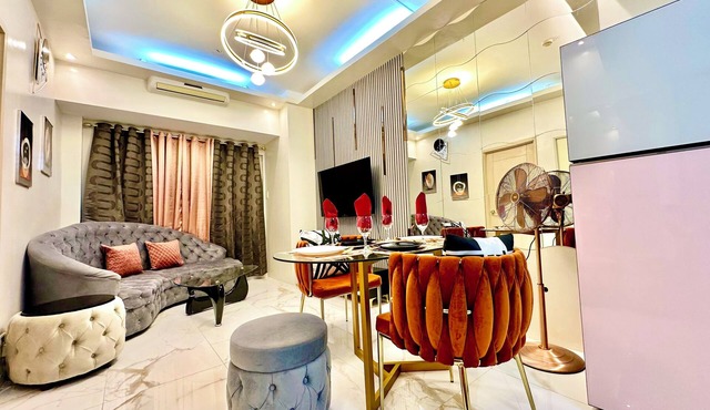 One of a Kind Elegance IG-Worthy Suite w/ Bathtub & PS5 @ SM North & Ayala Malls