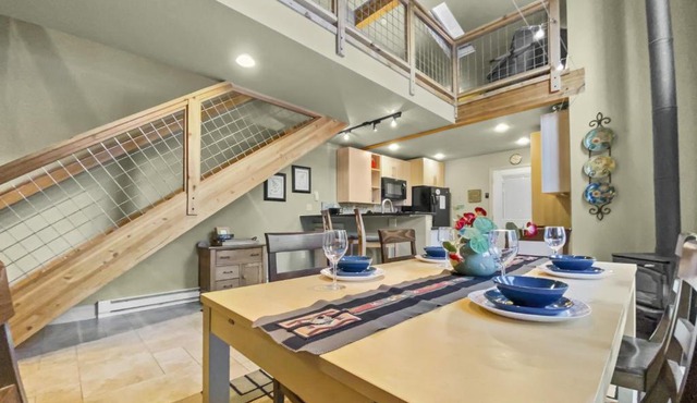 Peak Seven Cottage
