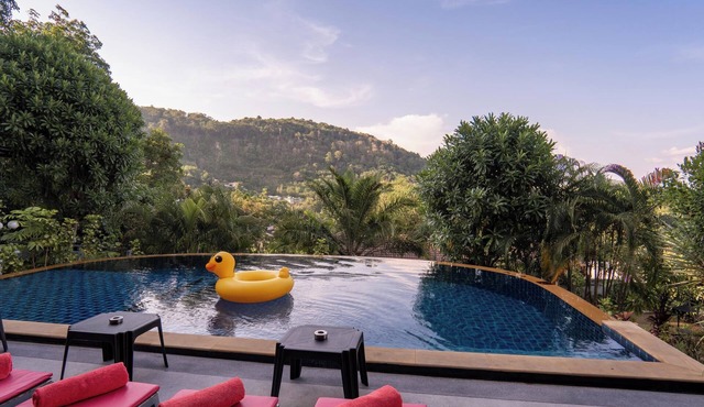 Private pool villa mountain view / Private chef available