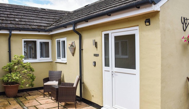 Roxy's Cottage - UK44687