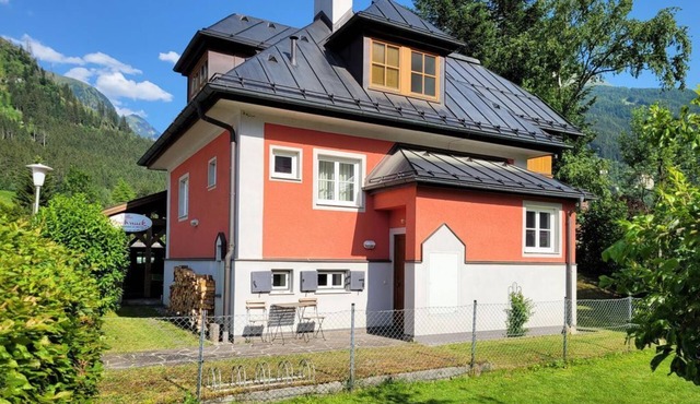 Schnuck, Villa - The red vacation home