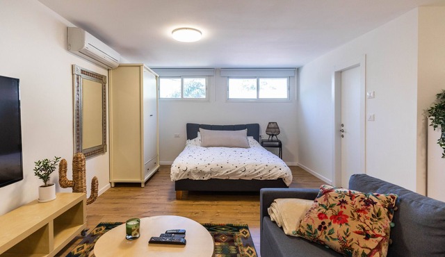 Sheba-shik tel hashomer apartment