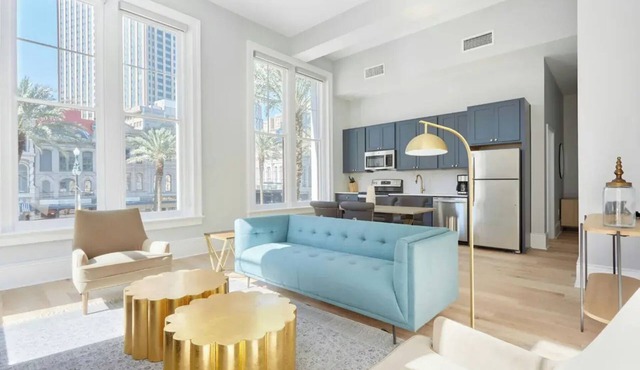 Sleeps 26 | Entire Floor, Steps to French Quarter | The Harlequin by AvantStay