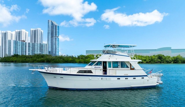 Stay Aboard a Vintage Hatteras 53' Motor Yacht in Aventura-A Unique Experience!