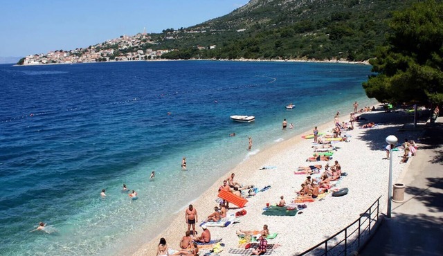 Studio flat with balcony and sea view Igrane, Makarska (AS-20014-a) in Igrane