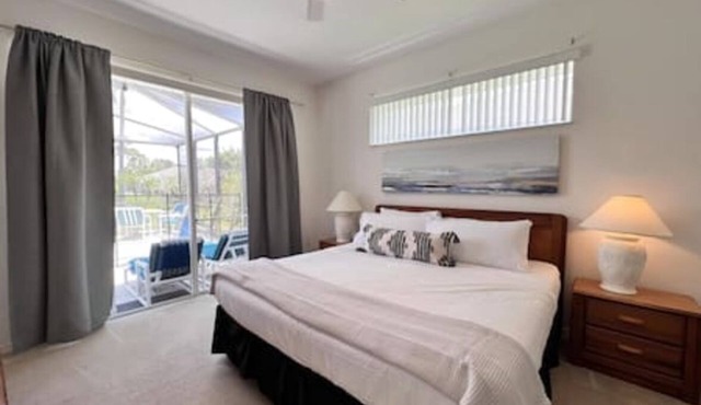 SV2925 - 4BR house sleeps 8 in Sunset Vistas