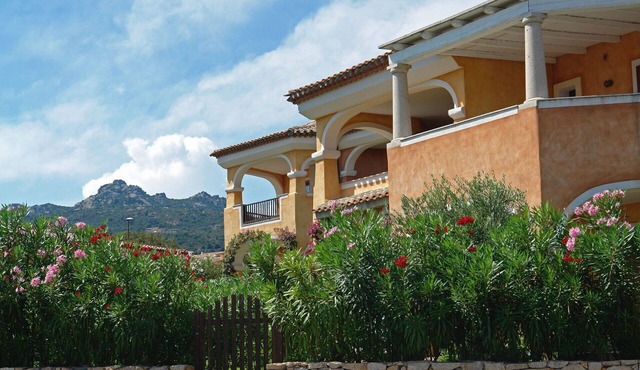 Terrace & Sea View - walk to beach and village