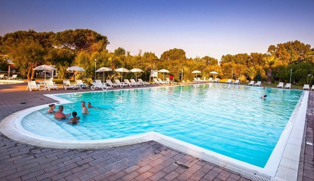 Vacation village Le Tamerici Mobilehome Pirri for 5 persons