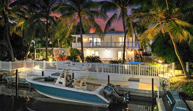 Venetian Shores Waterfront with Ocean Access, Pool