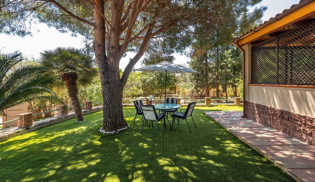 Villa 'Lidia Vicino al Mare' with Mountain View, Garden & Air Conditioning