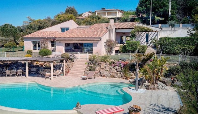Villa Omkara