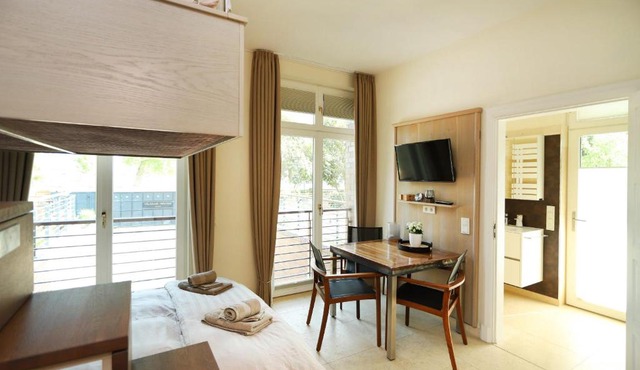 Villa Schmidt Apartments - Strandhaus direkt am Meer mit Sauna, Sport und Dünengarten - Studio