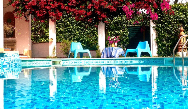 Villa W/ Pool & Jacuzzi