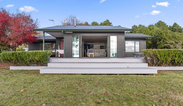 Waitetoko Waterfront - Waitetoko Holiday Home
