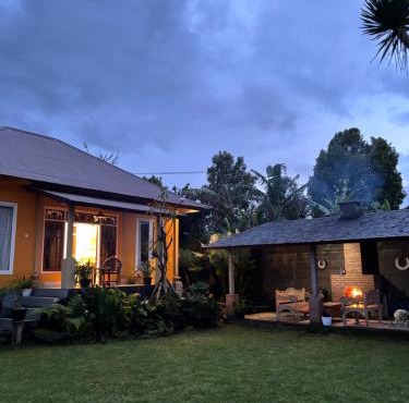 Wana house wanagiri in Gitgit